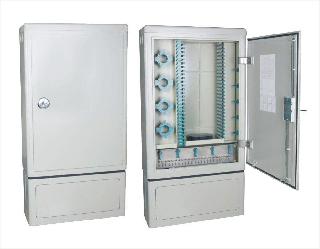 pannello di patch in fibra ottica per il progetto FTTH e FTTC con buon prezzo YH01